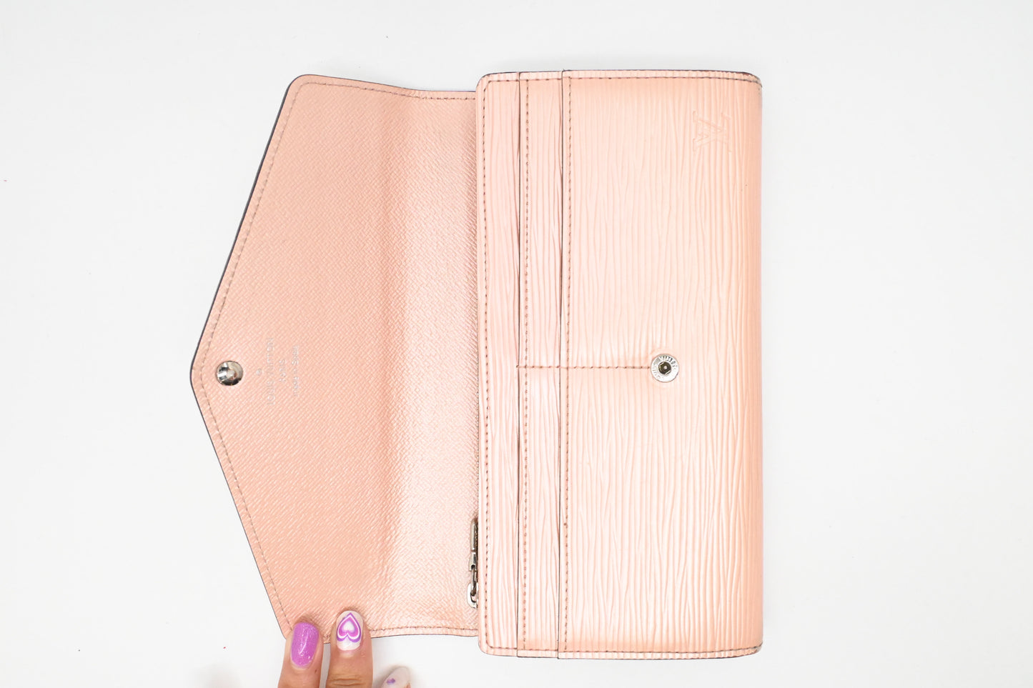 Louis Vuitton Sarah Wallet in Metallic Pink Epi Leather