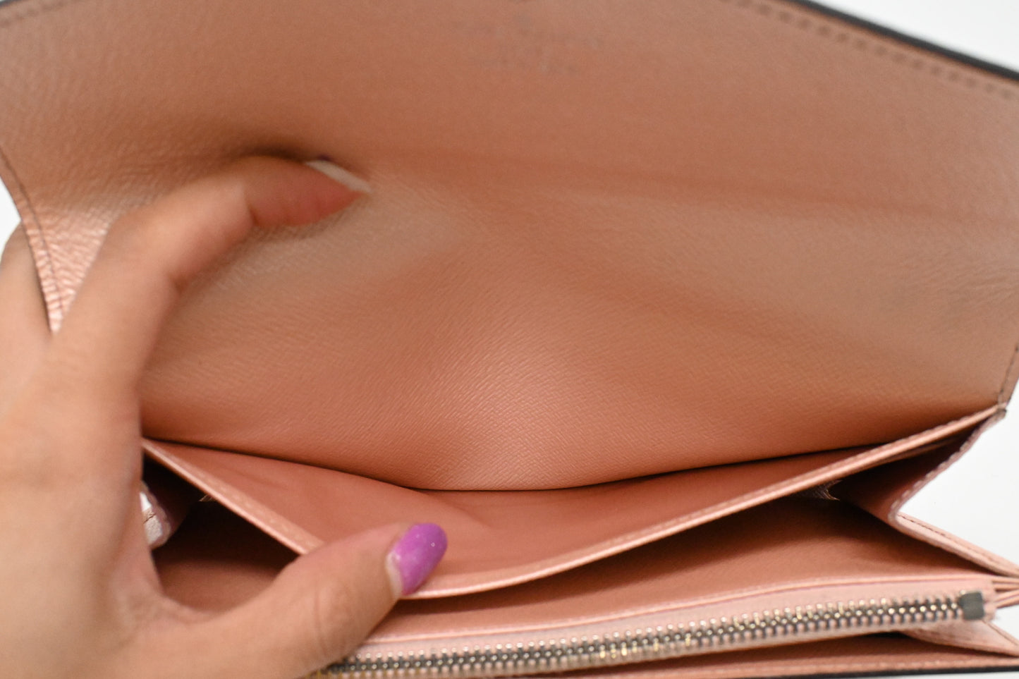 Louis Vuitton Sarah Wallet in Metallic Pink Epi Leather