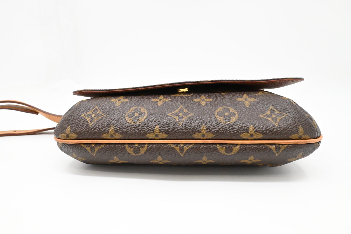 Louis Vuitton Musette Tango in Monogram Canvas