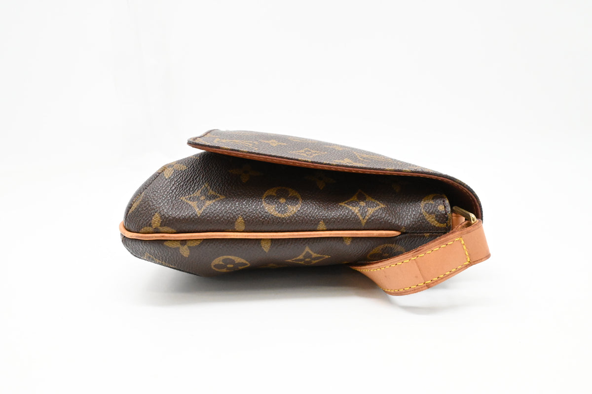 Louis Vuitton Musette Tango in Monogram Canvas