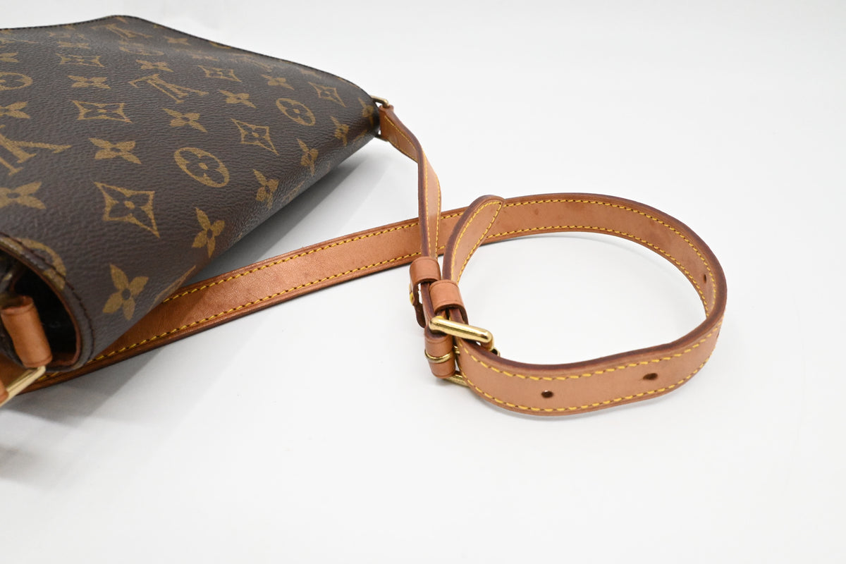 Louis Vuitton Musette Tango in Monogram Canvas