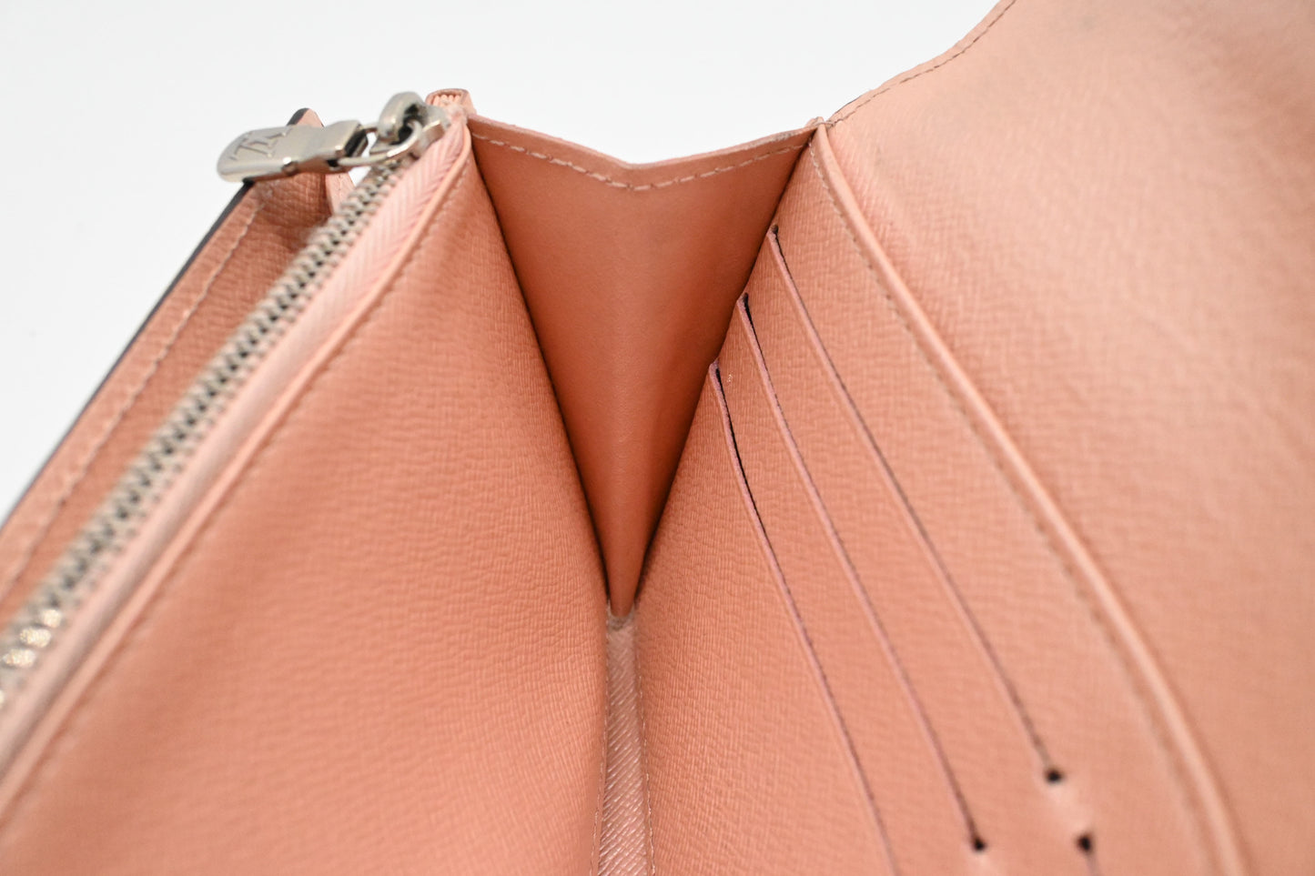 Louis Vuitton Sarah Wallet in Metallic Pink Epi Leather