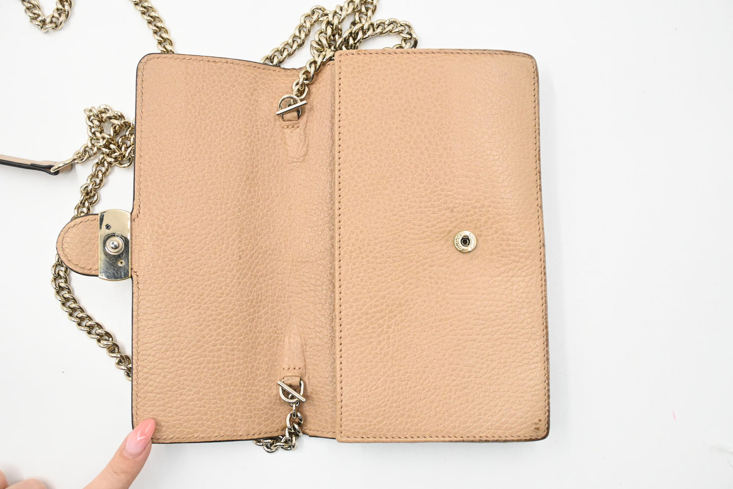 Gucci Interlocking GG Wallet on Chain in Beige Leather