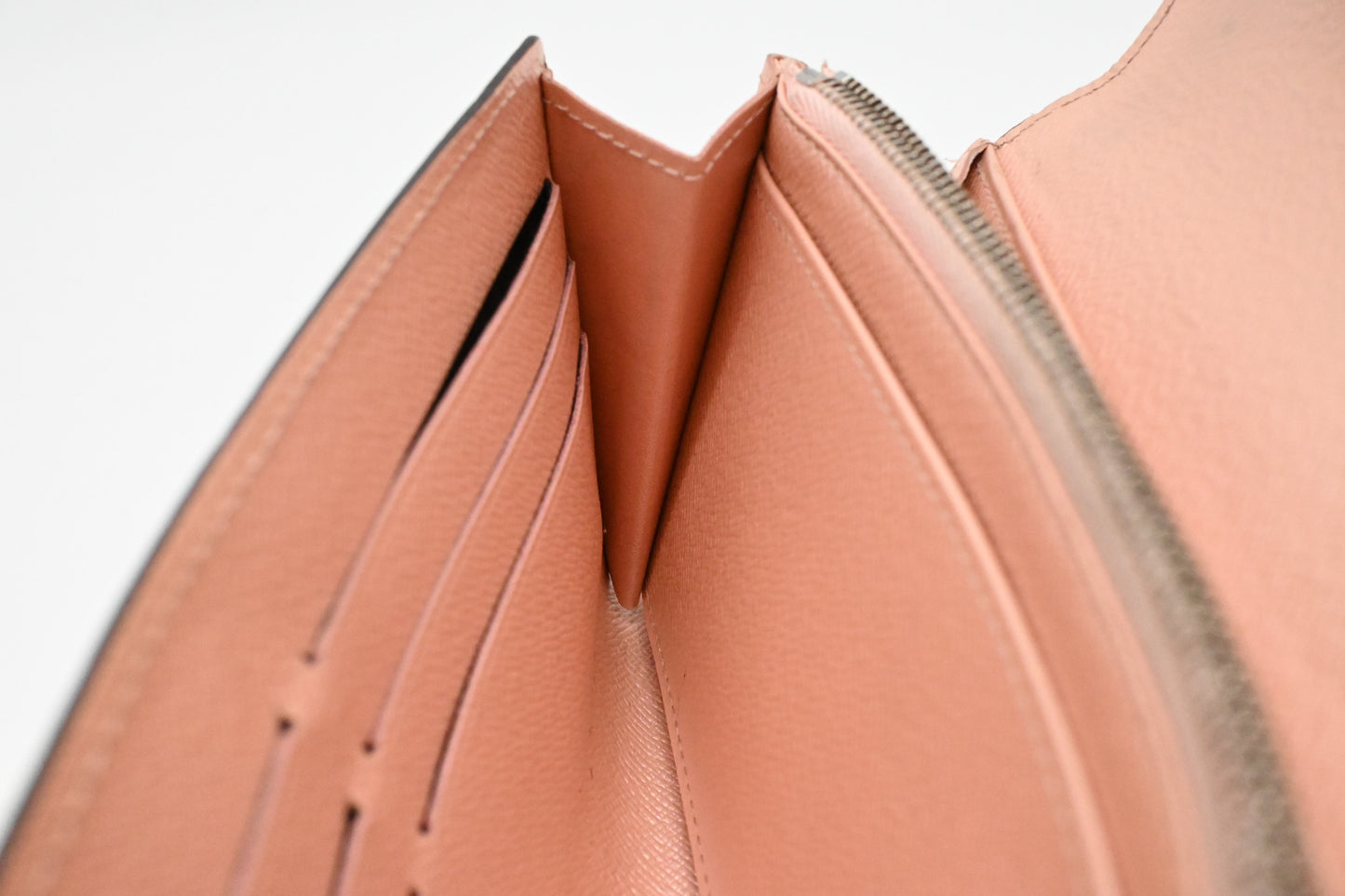 Louis Vuitton Sarah Wallet in Metallic Pink Epi Leather