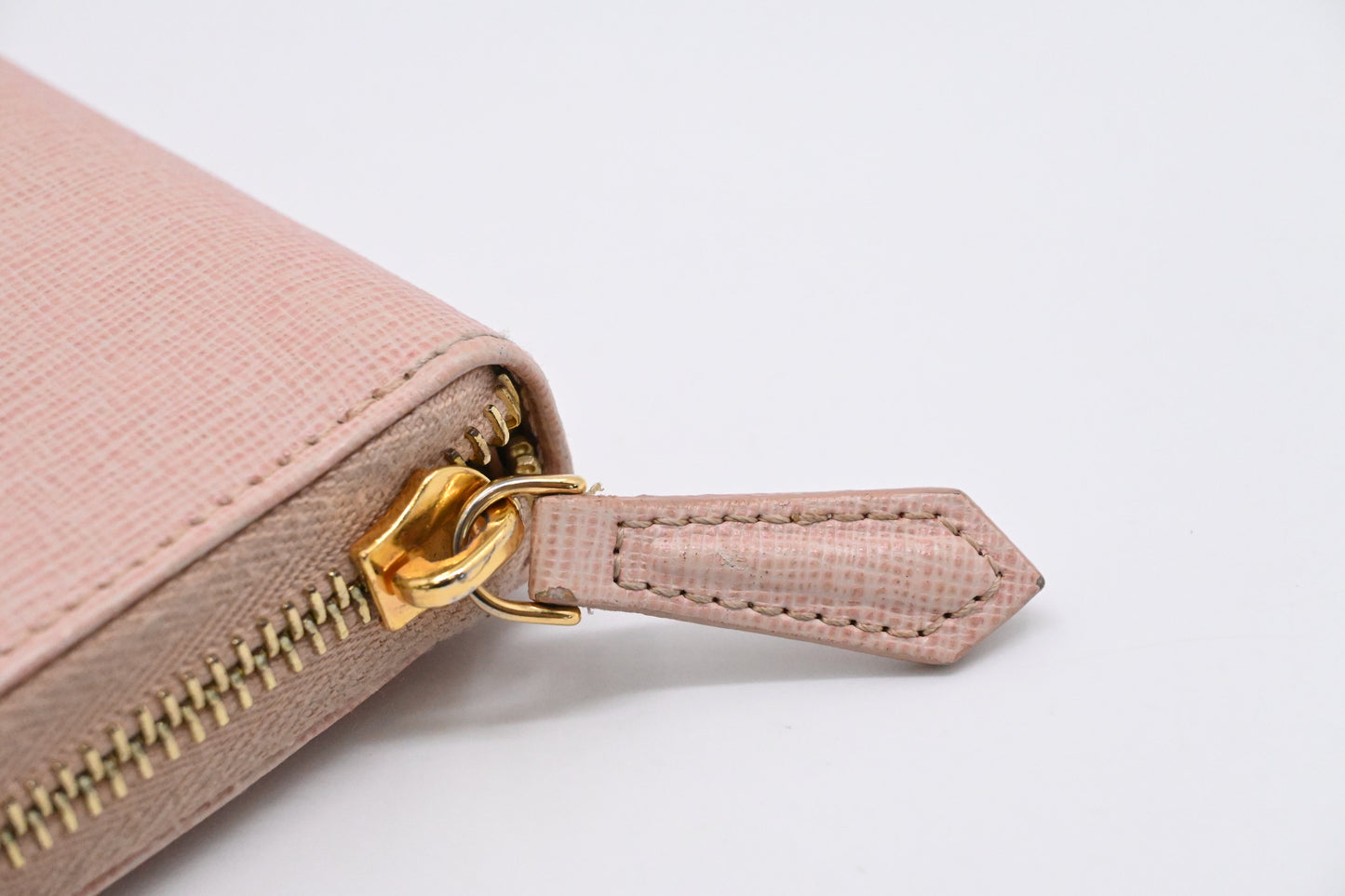 Fendi Zippy Wallet in Pink Leather