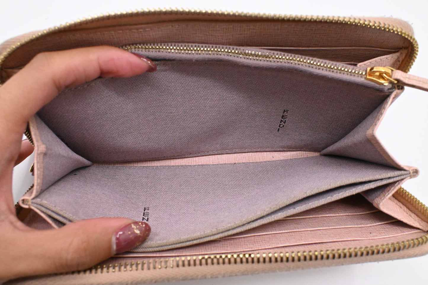 Fendi Zippy Wallet in Pink Leather