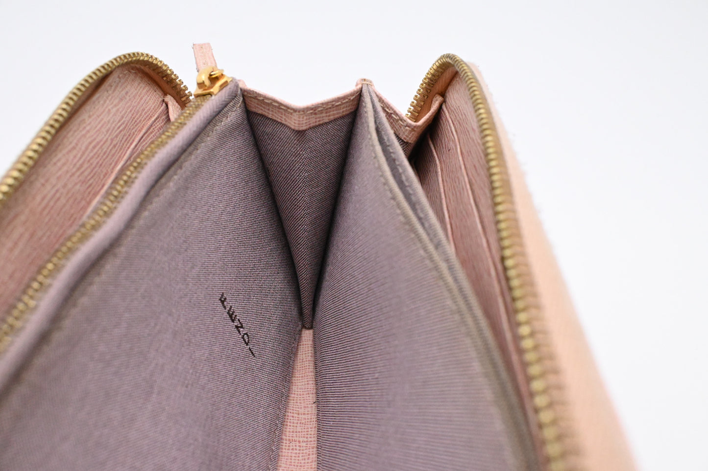 Fendi Zippy Wallet in Pink Leather