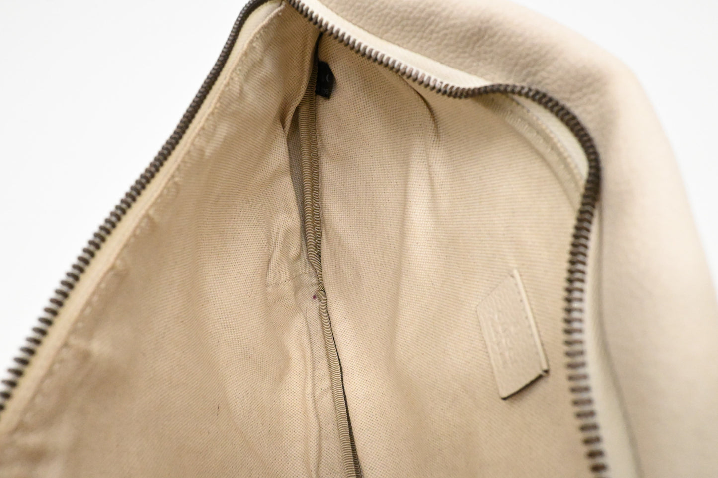 Gucci Bumbag in White Leather