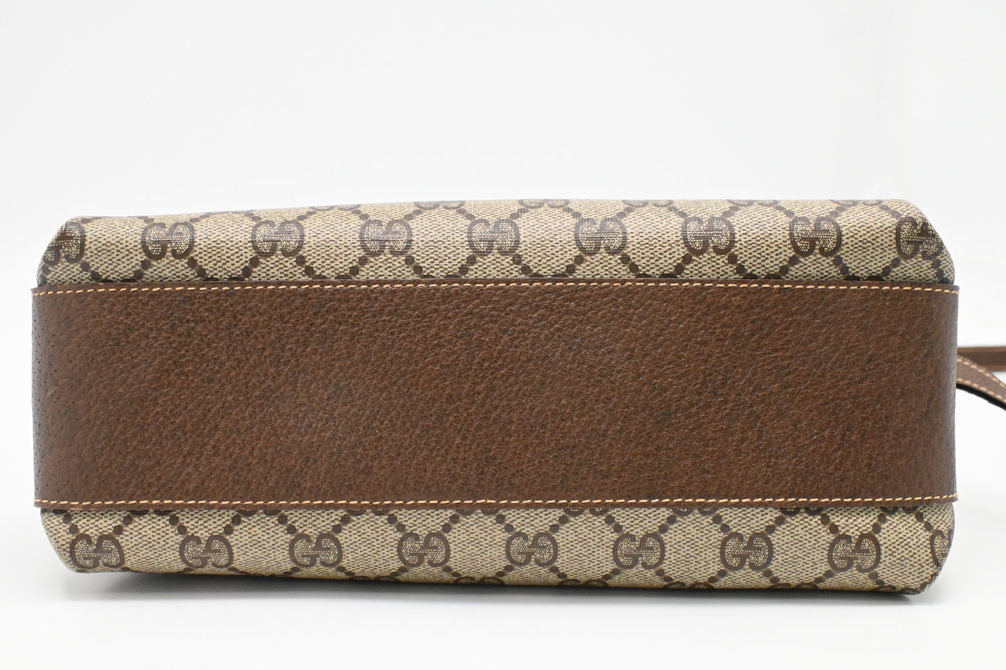 Gucci Crossbody in GG Supreme Canvas