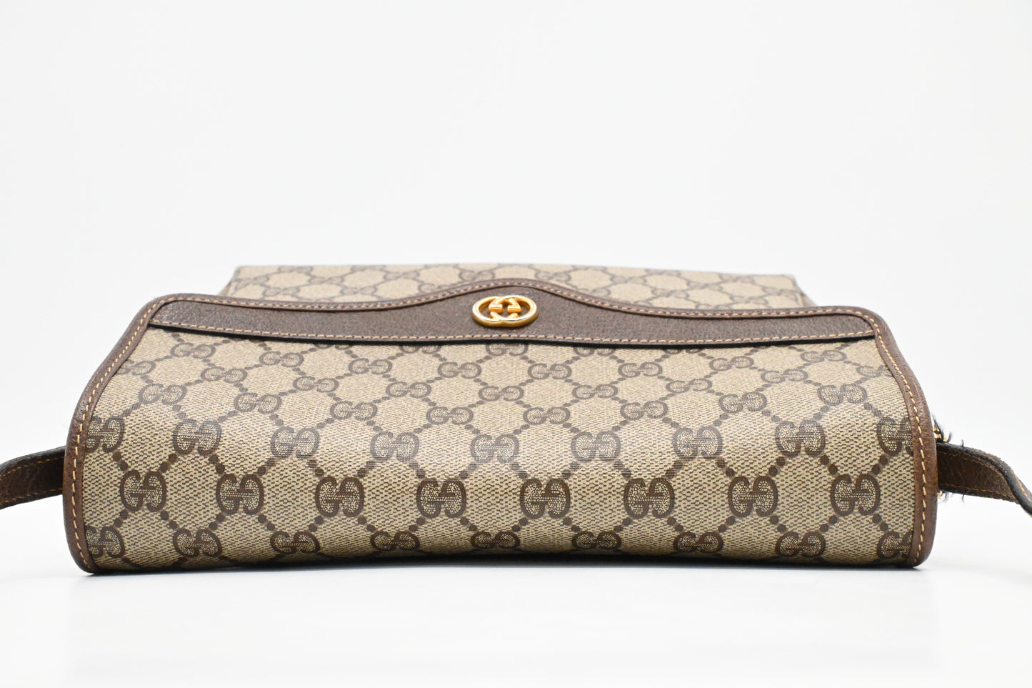 Gucci Crossbody in GG Supreme Canvas