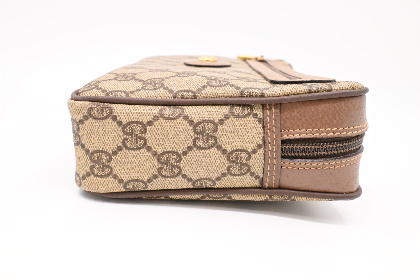 Gucci Clutch in GG Supreme Canvas