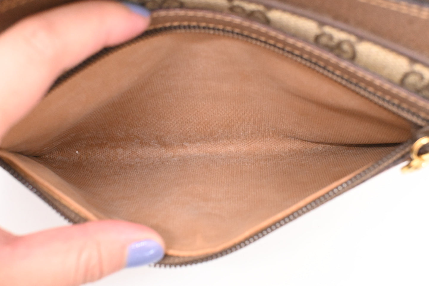 Gucci Clutch in GG Supreme Canvas