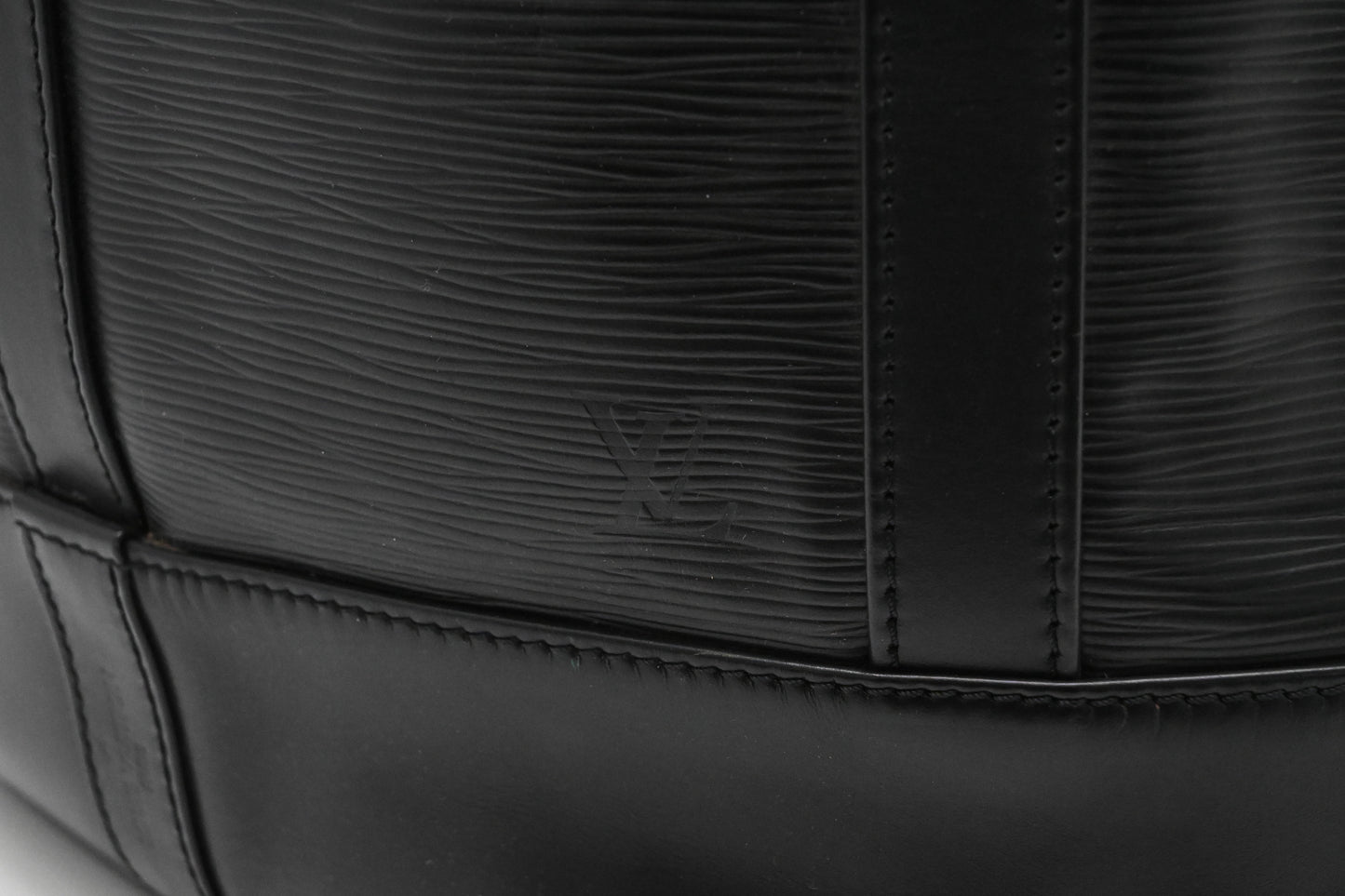Louis Vuitton Randonnee GM in Black Epi Leather