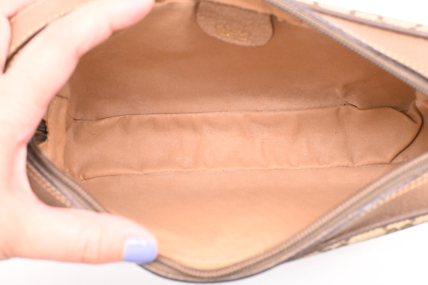 Gucci Clutch in GG Supreme Canvas