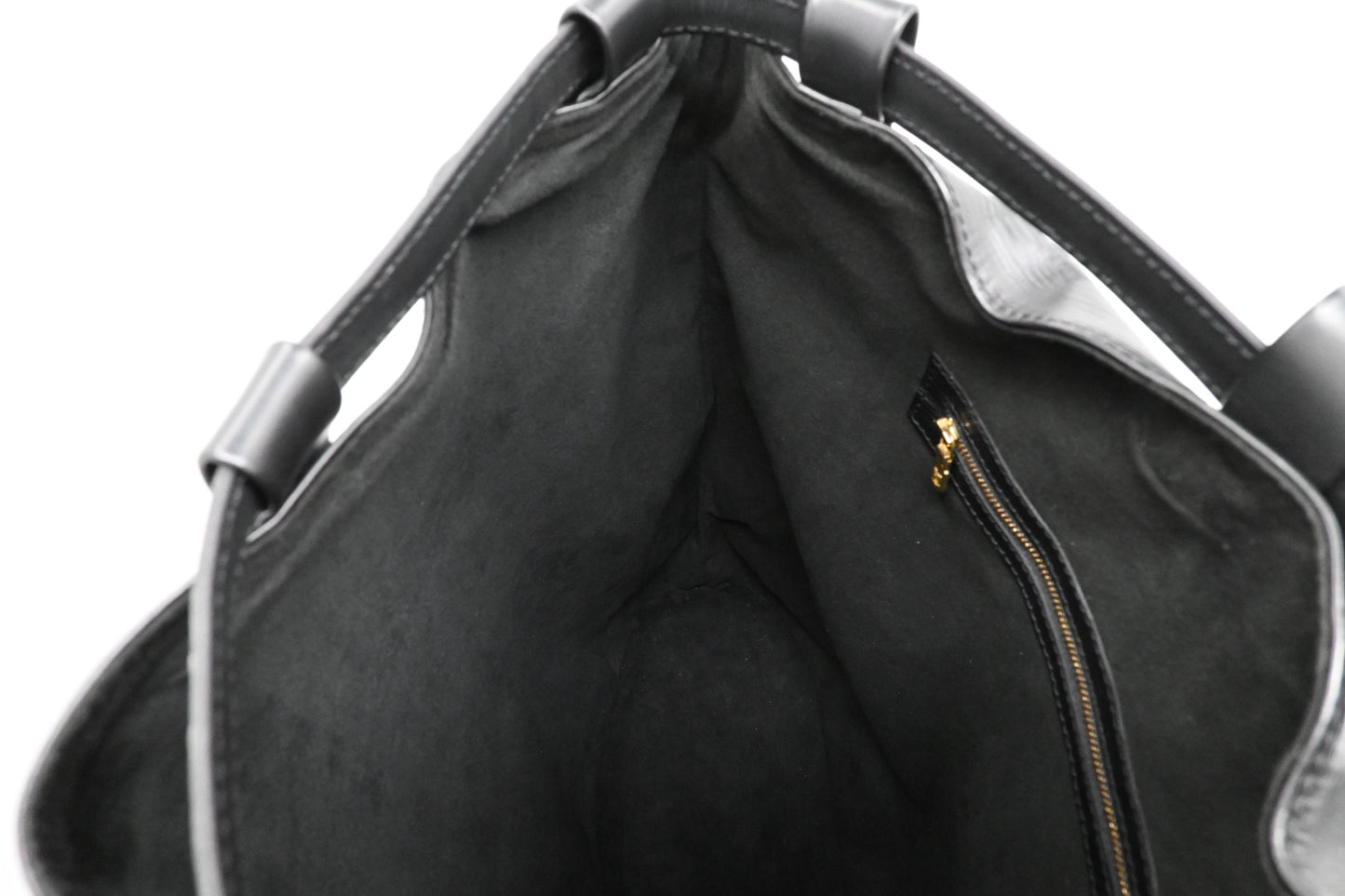 Louis Vuitton Randonnee GM in Black Epi Leather