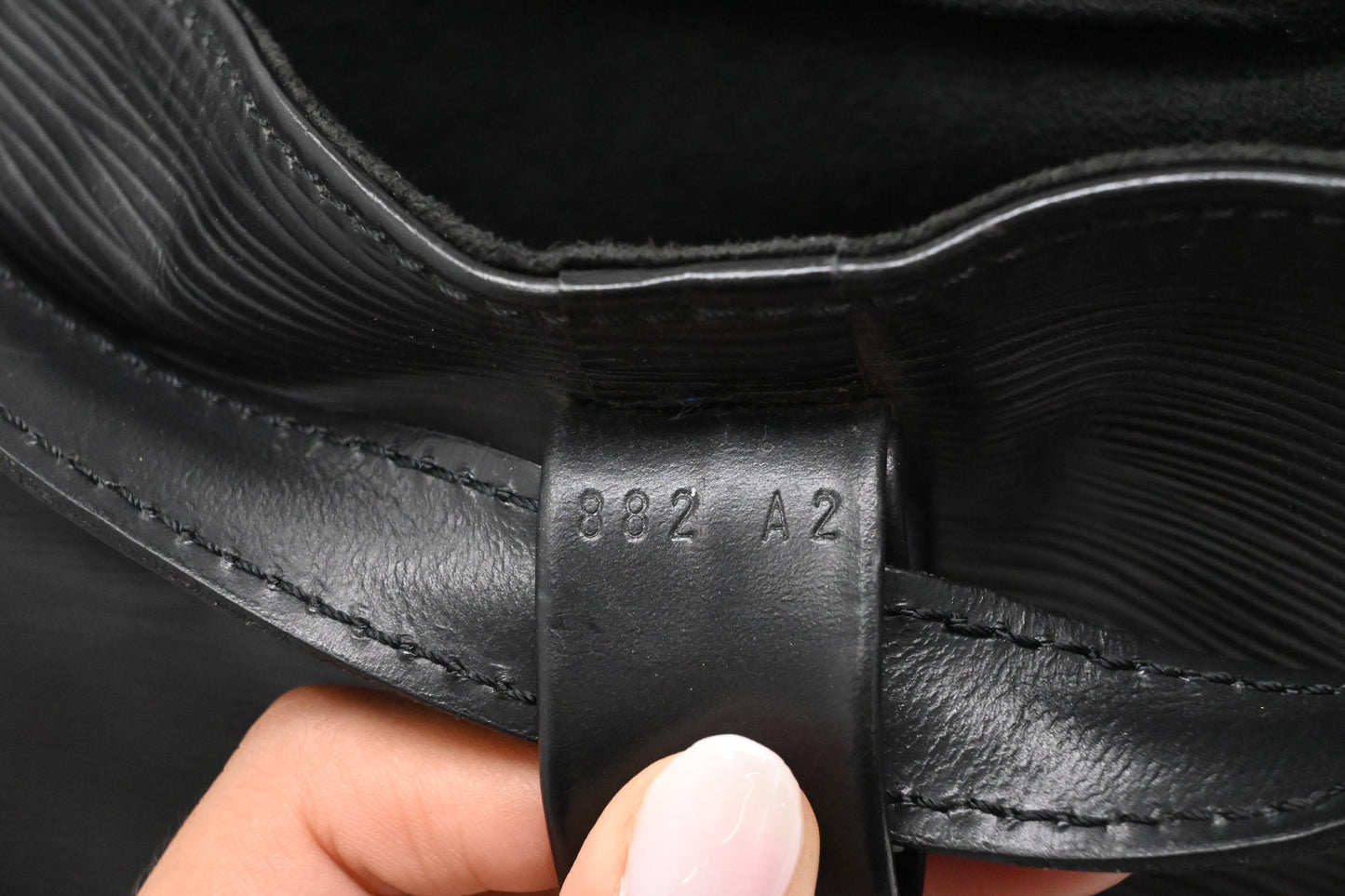 Louis Vuitton Randonnee GM in Black Epi Leather