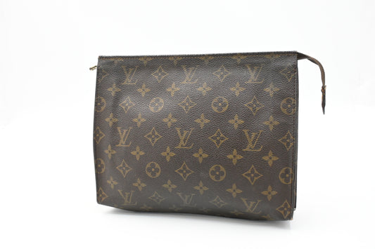 Louis Vuitton Toiletry 26 in Monogram Canvas
