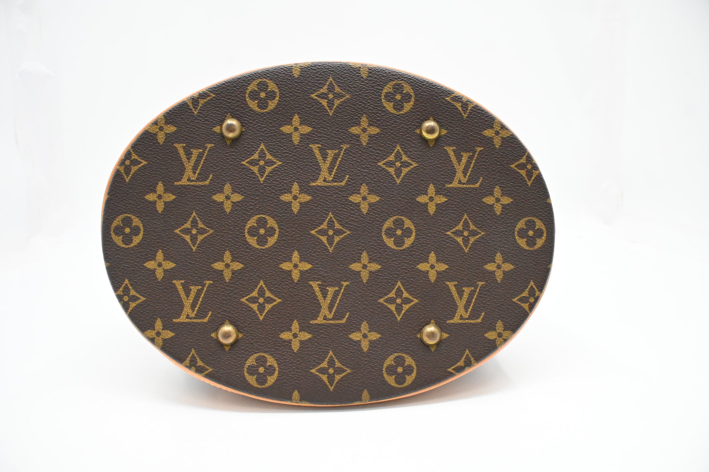 Louis Vuitton Bucket GM in Monogram Canvas