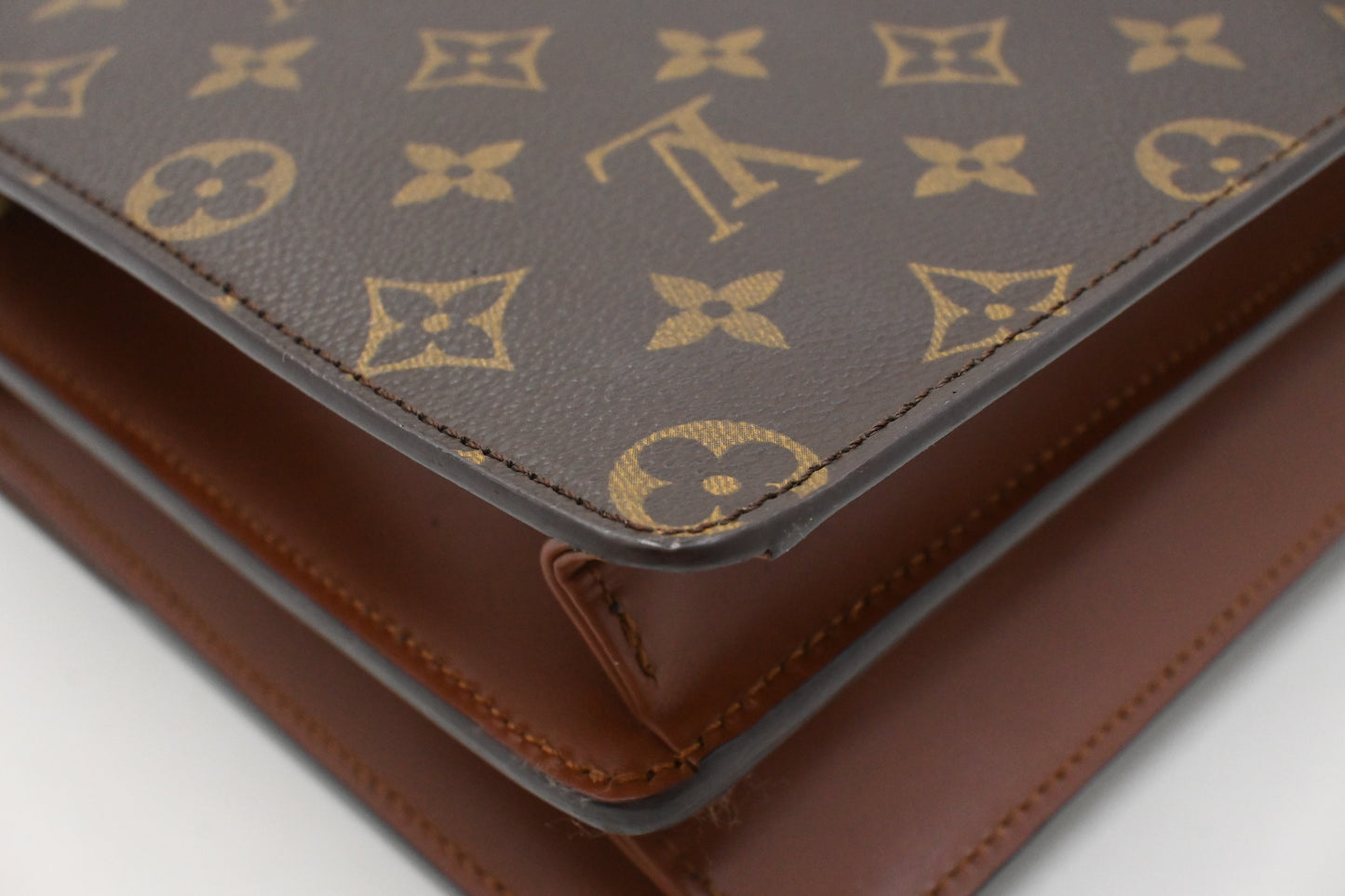 Louis Vuitton Concorde in Monogram Canvas