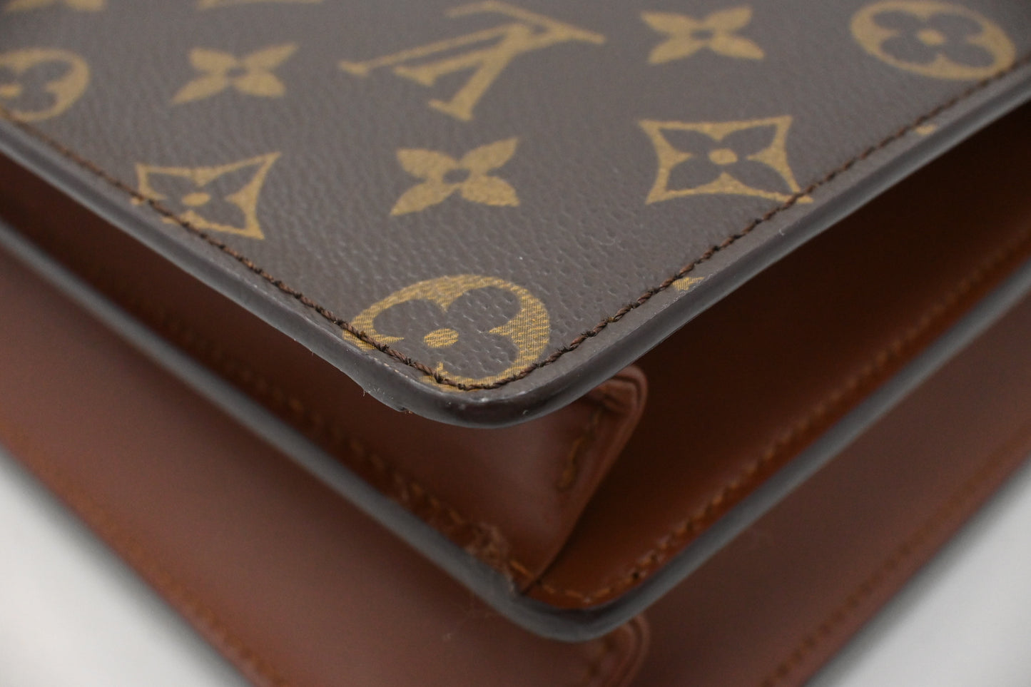 Louis Vuitton Concorde in Monogram Canvas