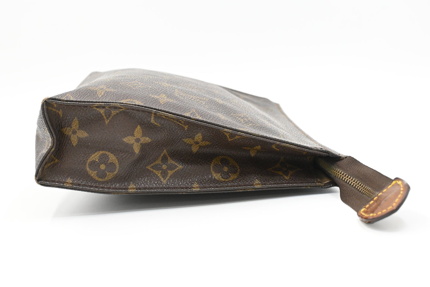 Louis Vuitton Toiletry 26 in Monogram Canvas