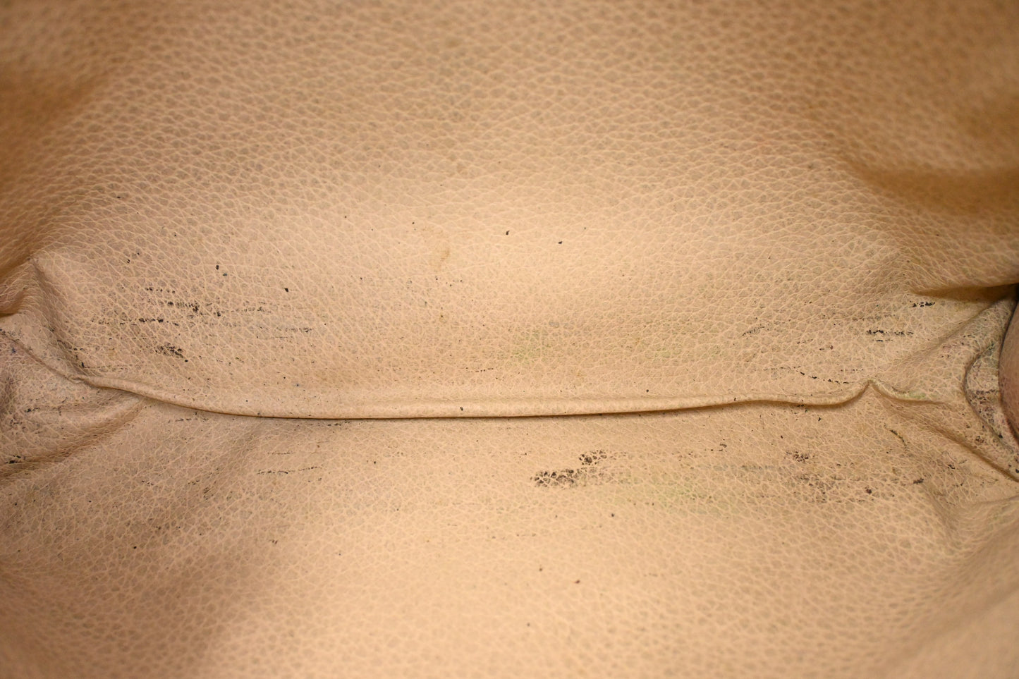 Louis Vuitton Toiletry 26 in Monogram Canvas