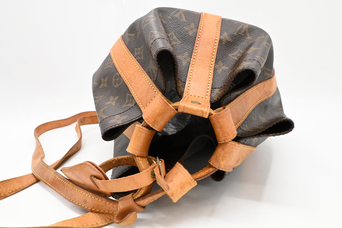 Louis Vuitton Randonnee GM in Monogram Canvas