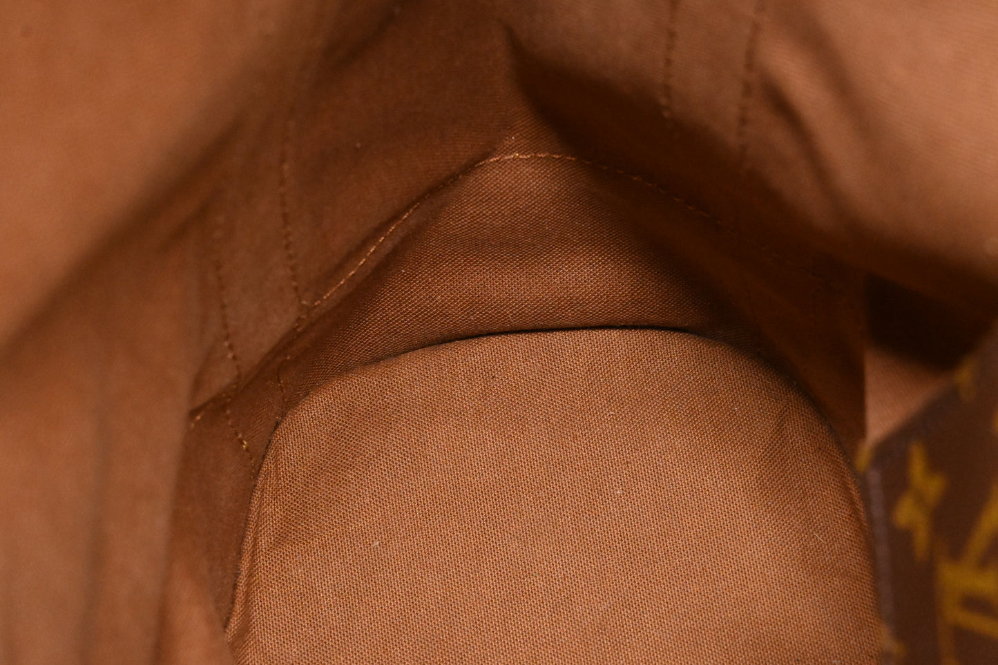 Louis Vuitton Randonnee GM in Monogram Canvas
