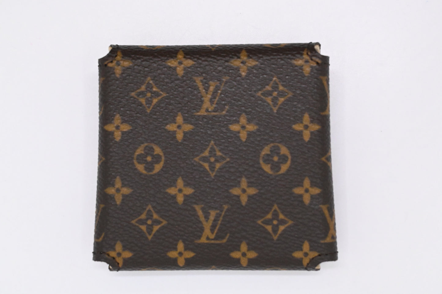 Louis Vuitton Jewelry Case in Mini Monogram Canvas