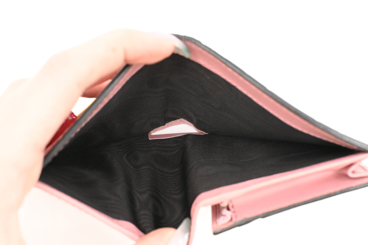 Gucci Cherry Wallet in Pink Guccissima Leather