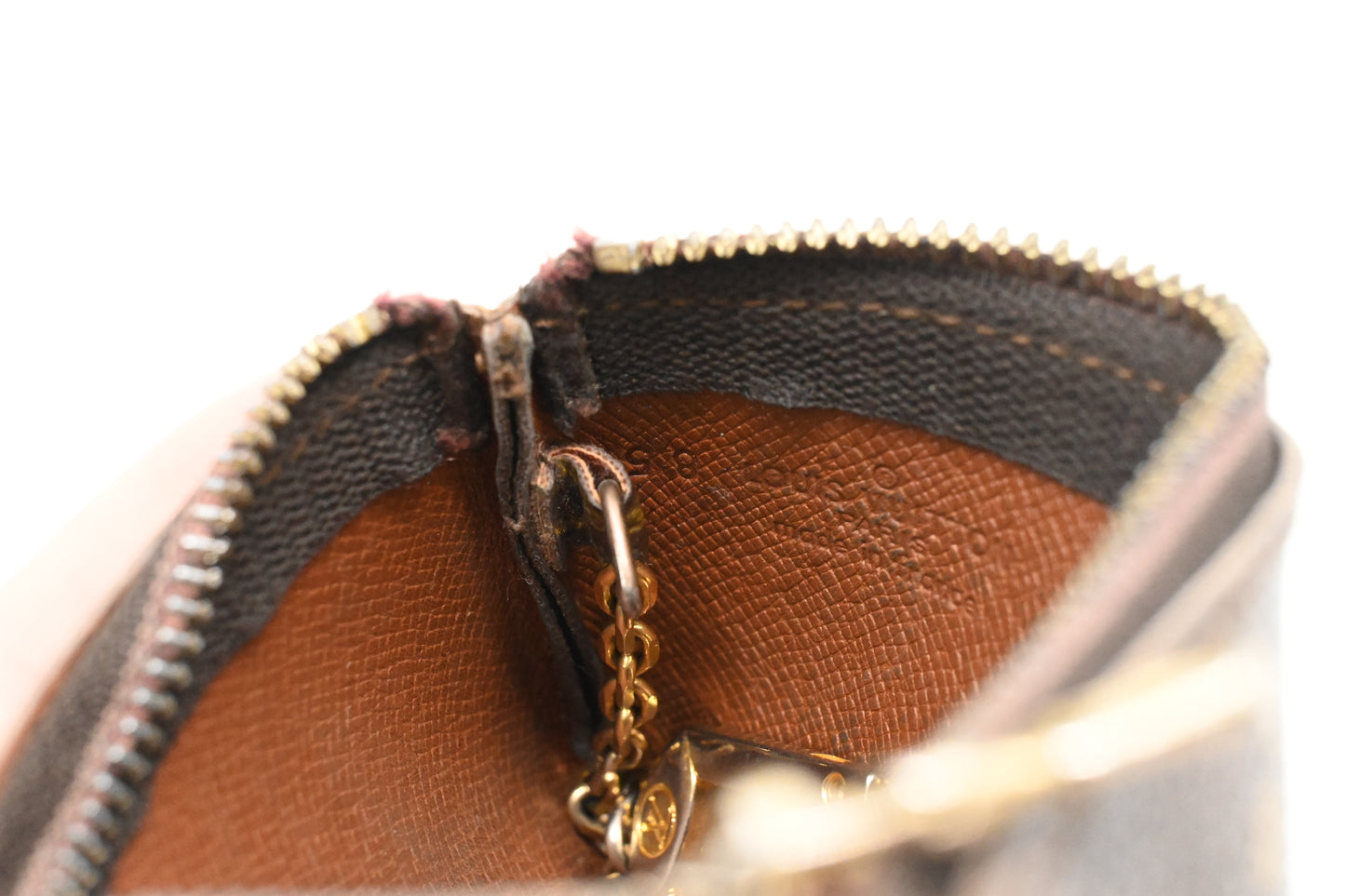 Louis Vuitton Pochette Cles in Monogram Canvas