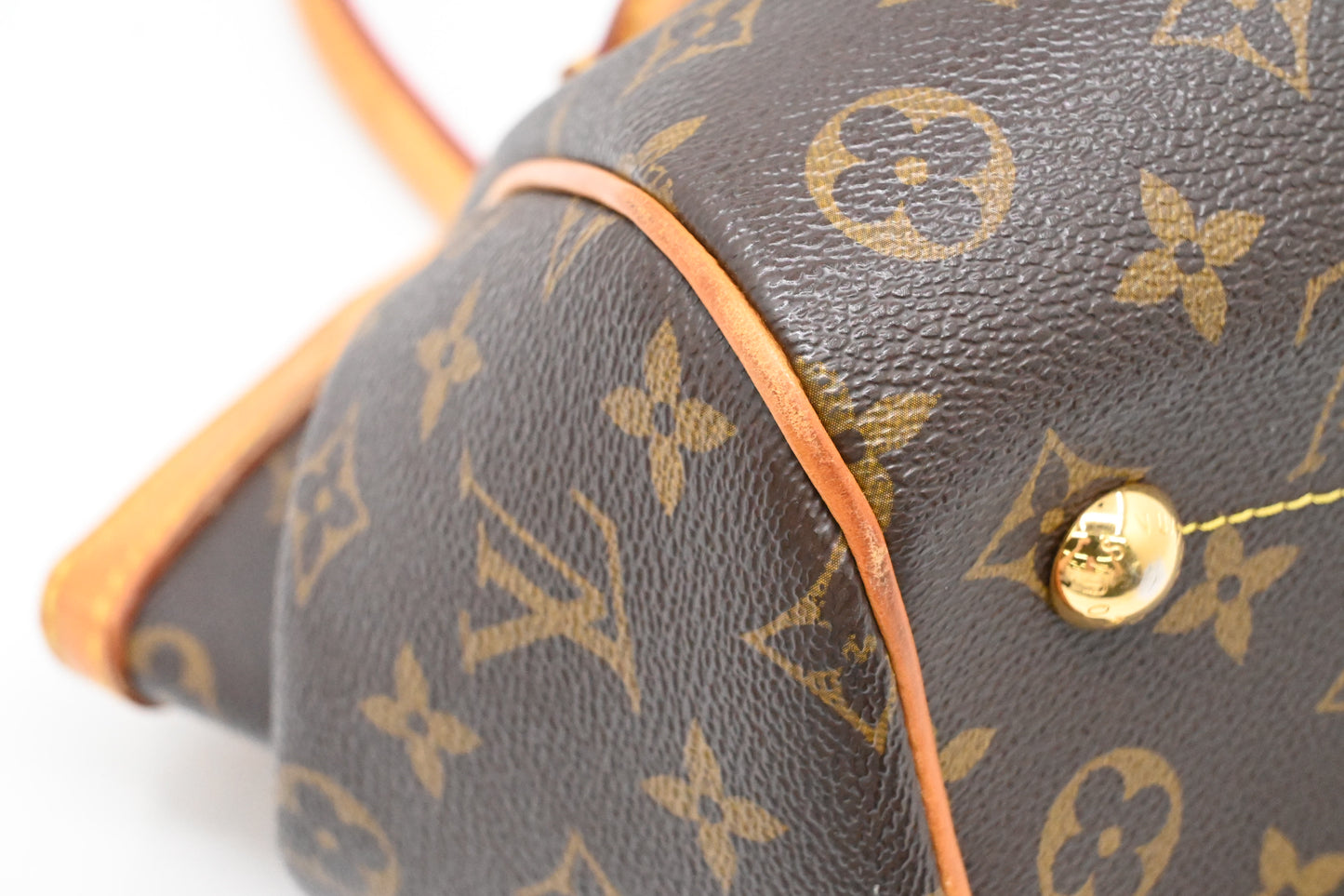 Louis Vuitton Tivoli PM in Monogram Canvas
