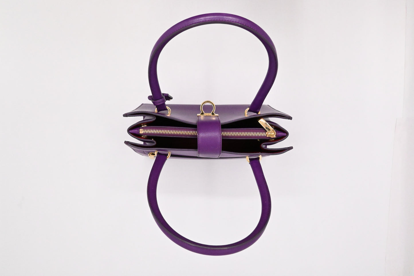 Ferragamo Gancini Handbag in Purple Leather