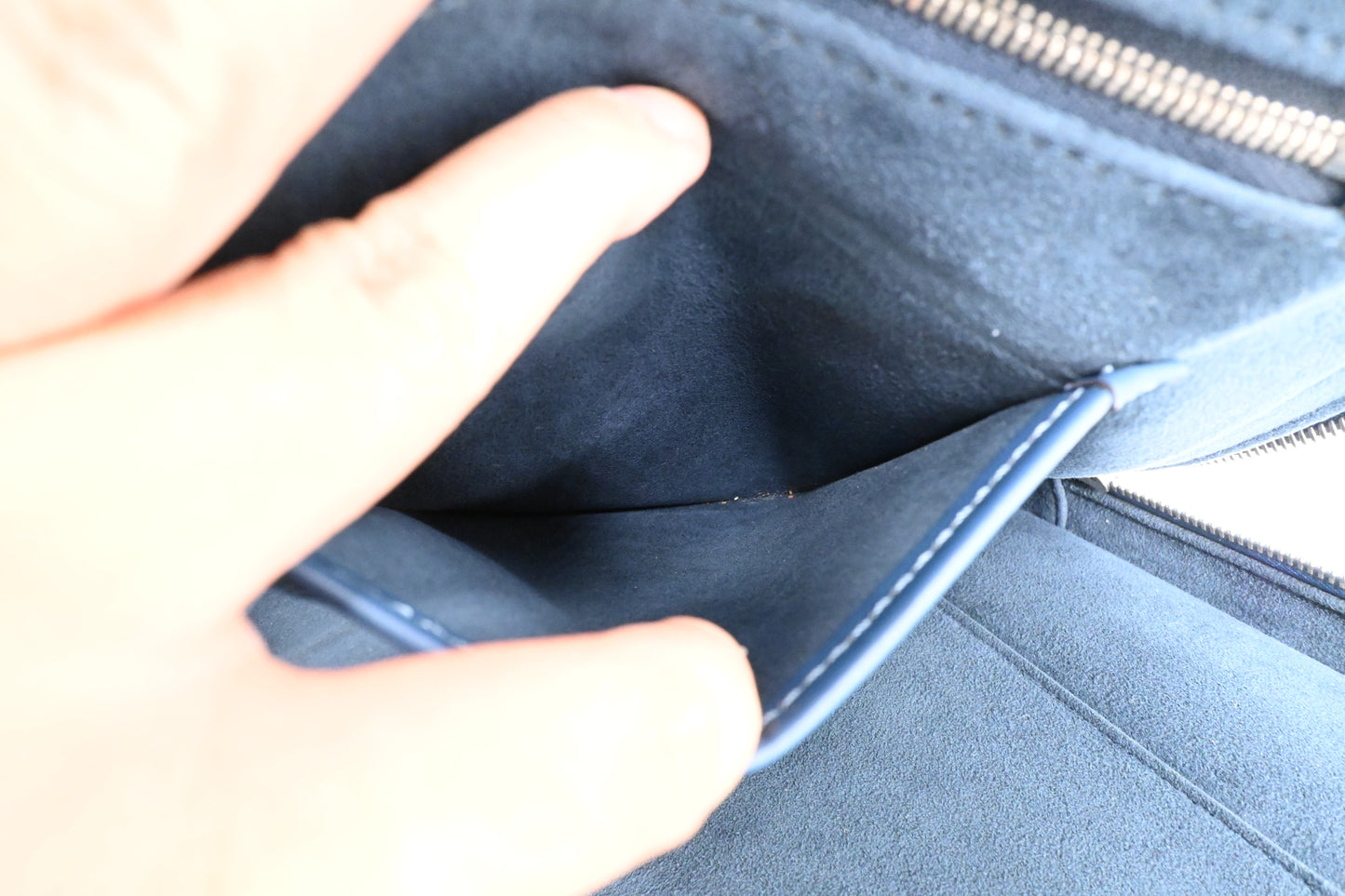 Louis Vuitton Porte Documents Voyage in Blue Epi Leather