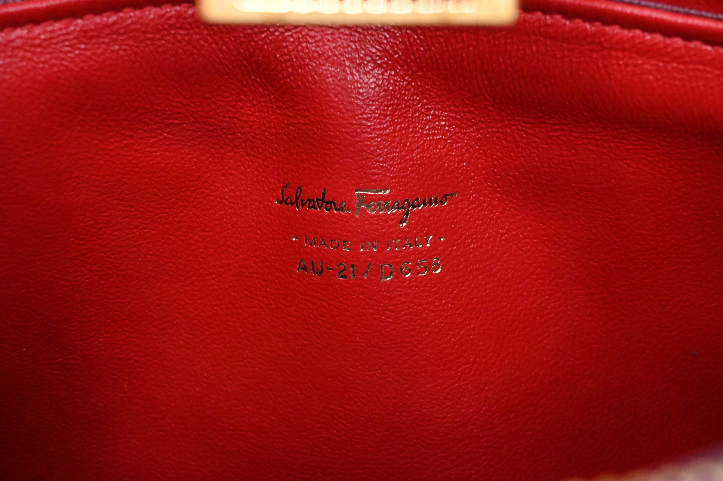 Ferragamo Gancini Handbag in Purple Leather