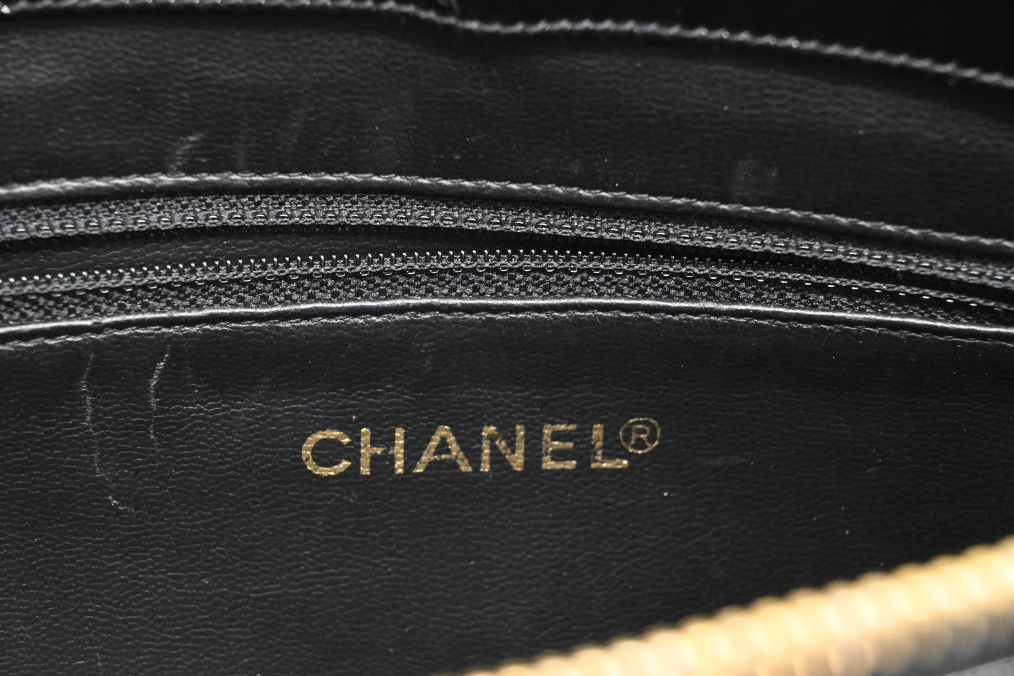 Chanel Shoulder Bag in Black Patent Leather