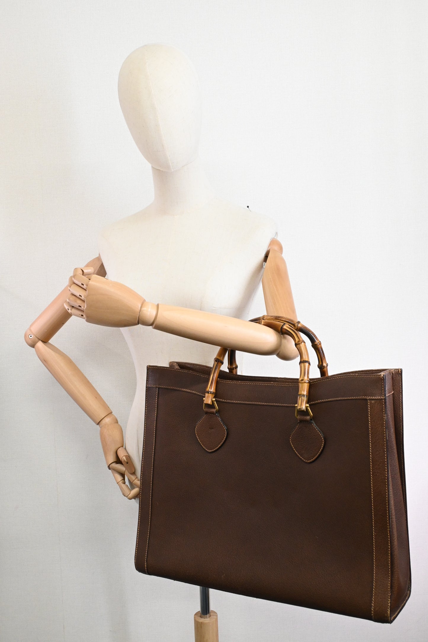 Gucci Diana Bamboo Tote in Brown Leather