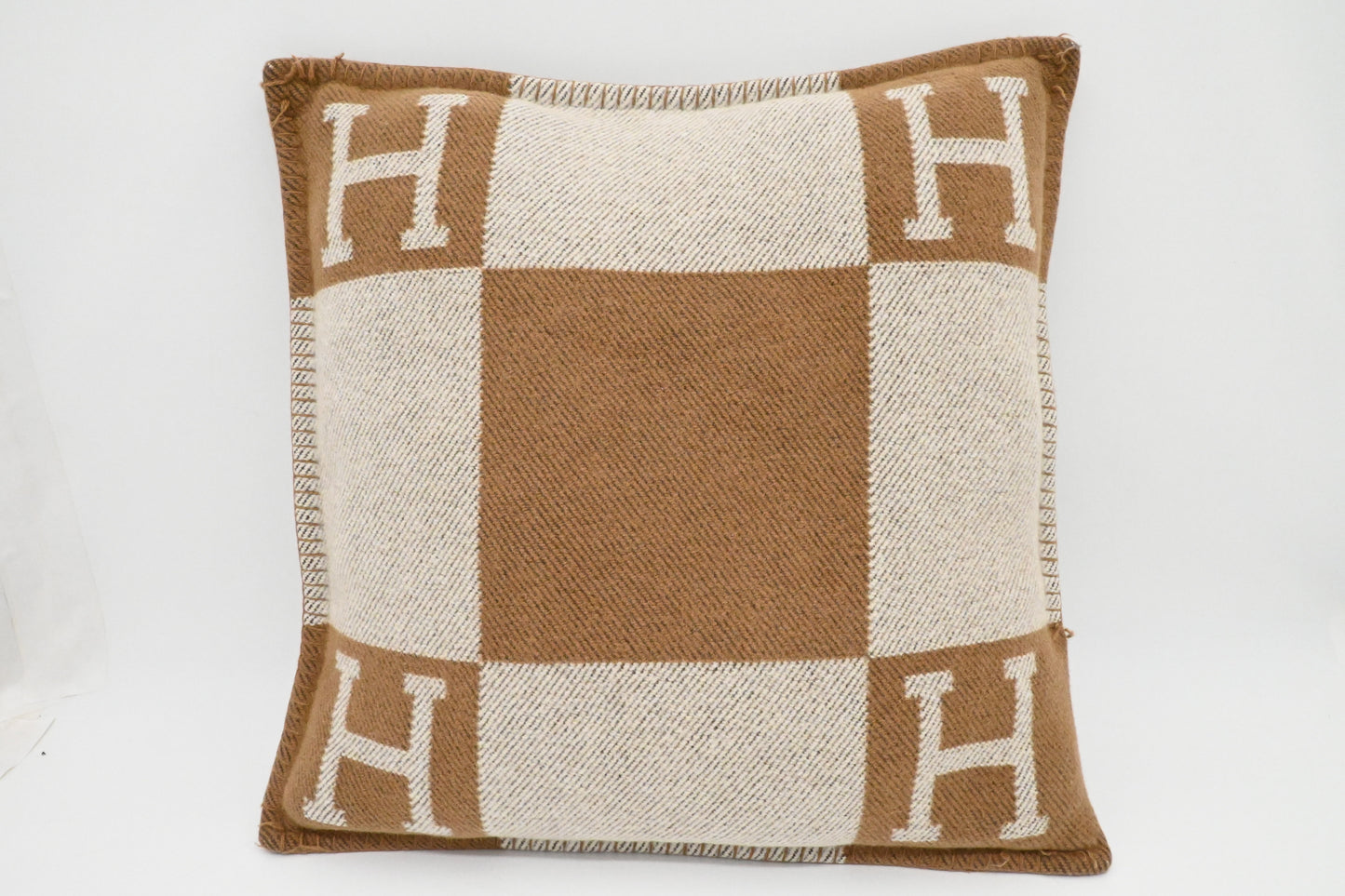 Hermes Cushion in Merino Wool and Cashmere