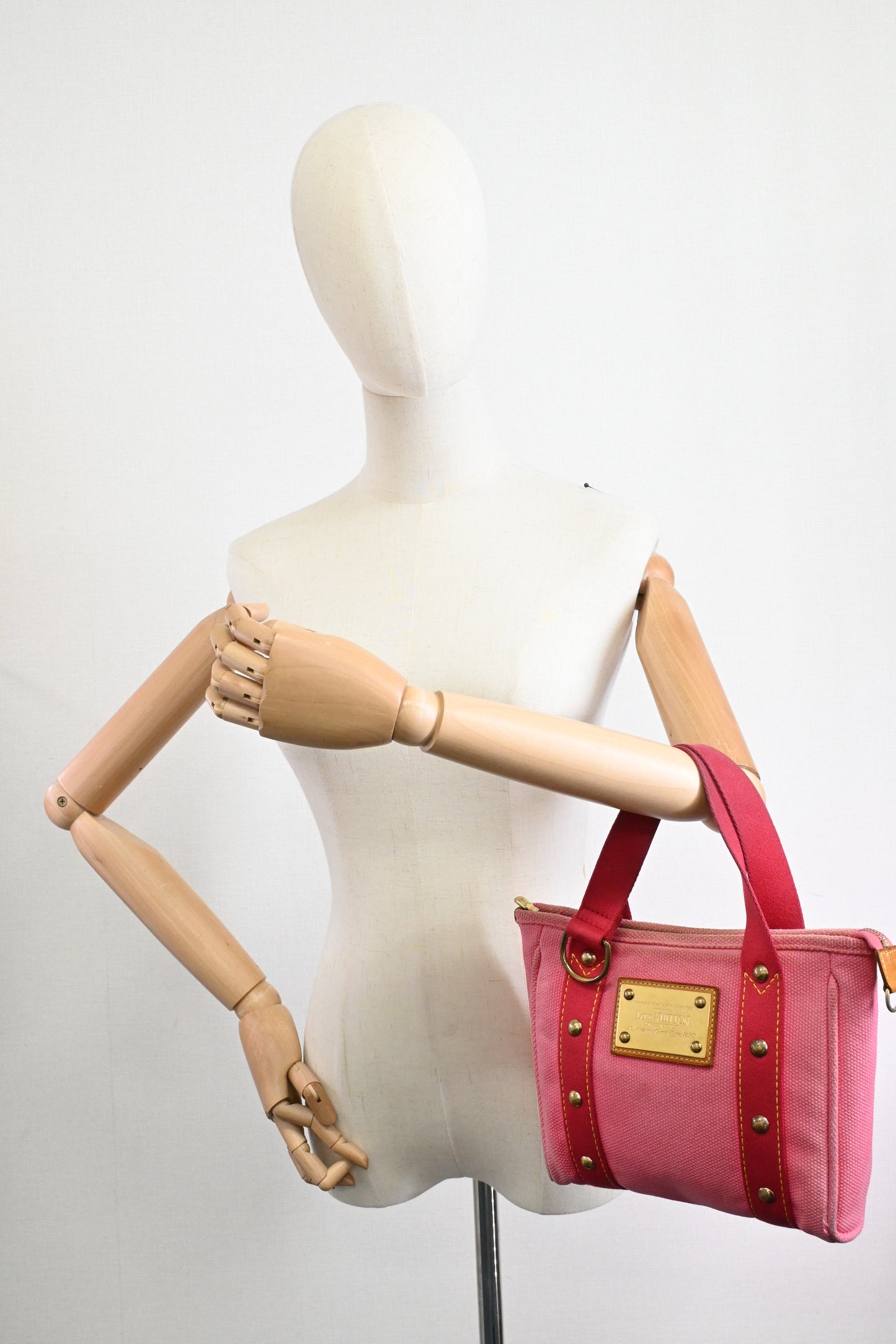 Louis Vuitton Antigua Cabas PM in Pink Canvas