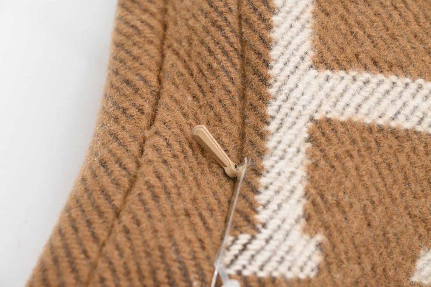 Hermes Cushion in Merino Wool and Cashmere