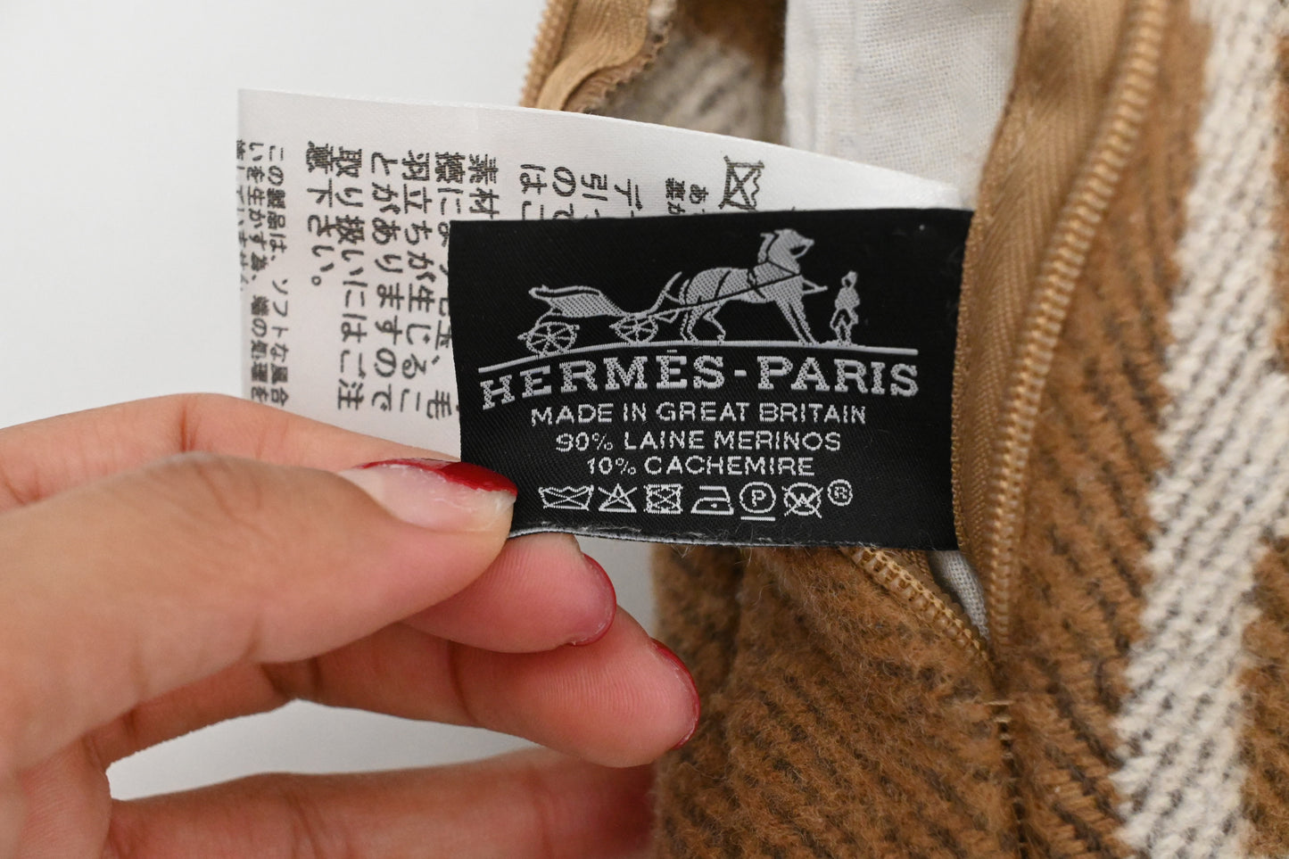 Hermes Cushion in Merino Wool and Cashmere