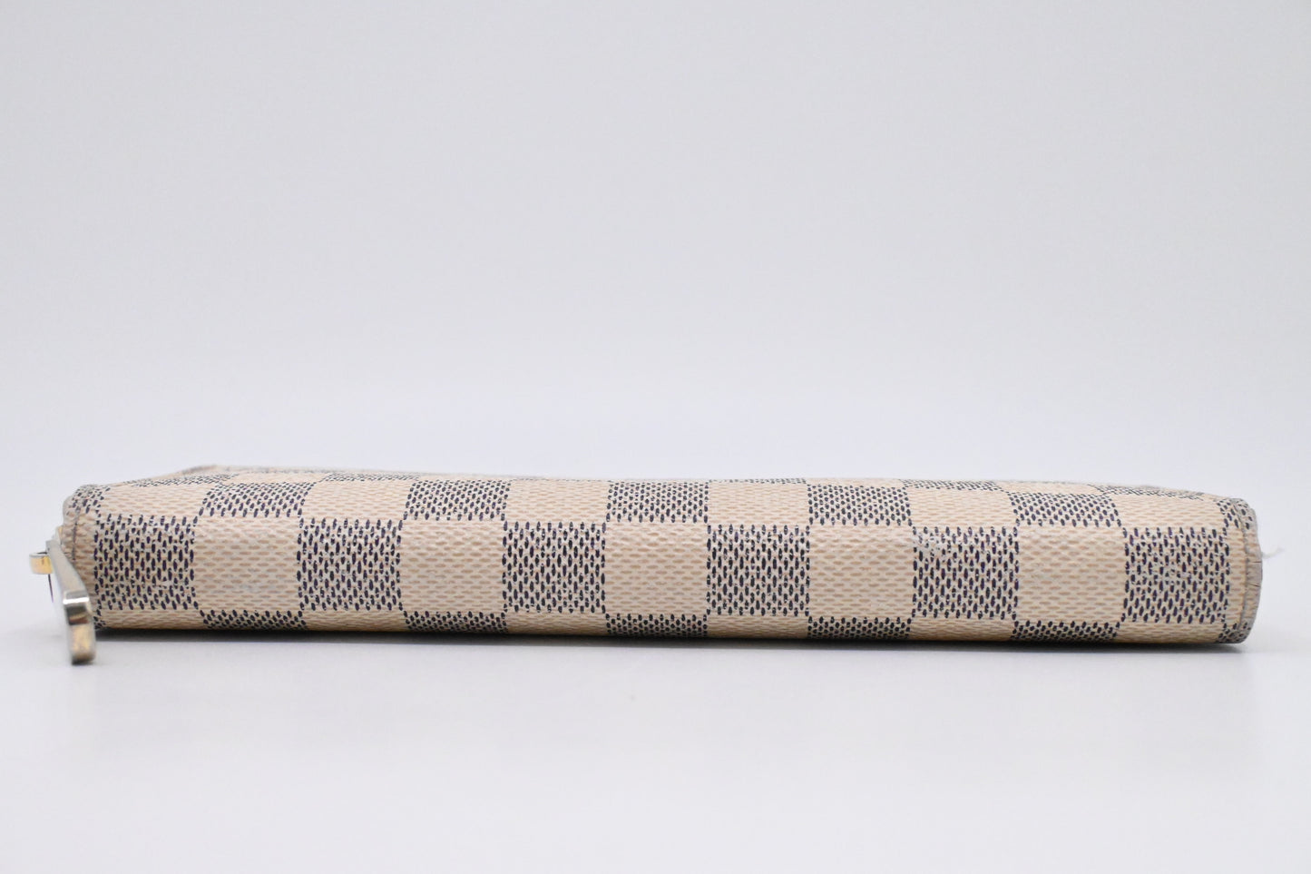 Louis Vuitton Zippy Wallet in Damier Azur Canvas