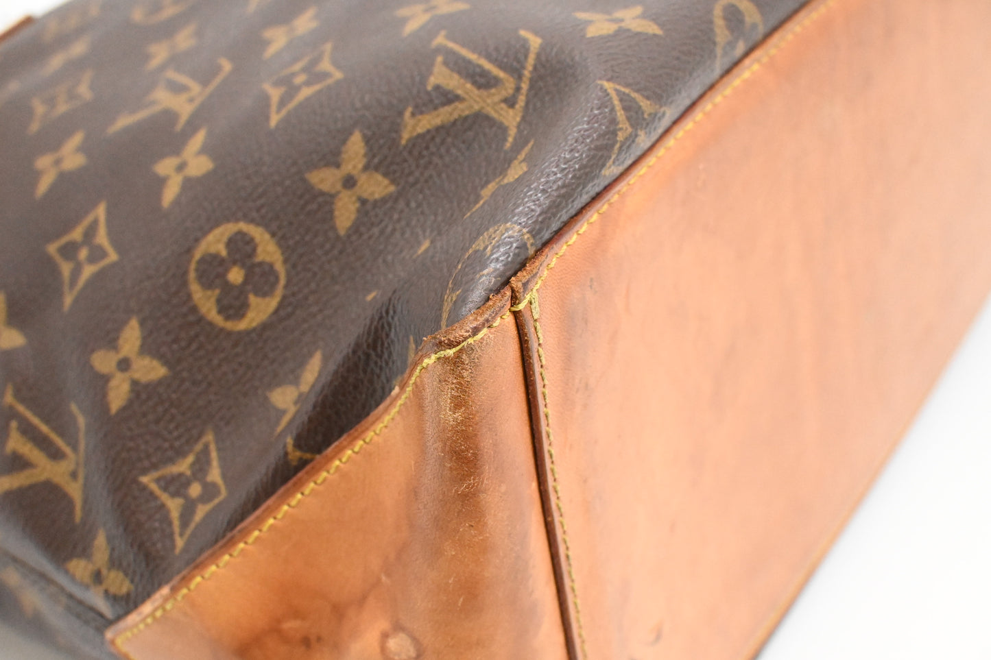 Louis Vuitton Cabas Mezzo in Monogram Canvas