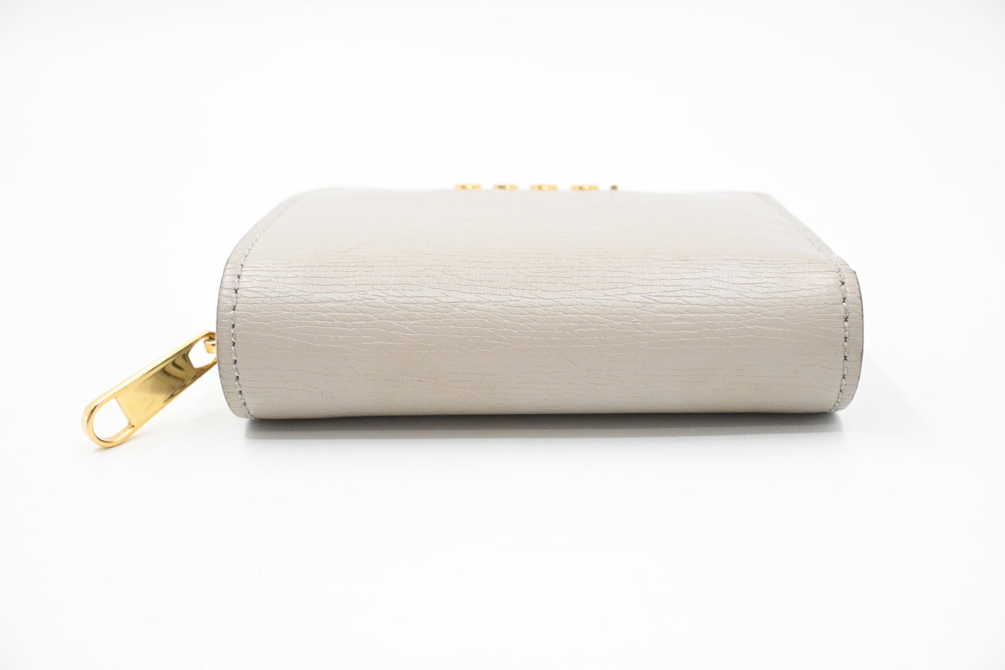 Gucci Compact Wallet in Grey Leather