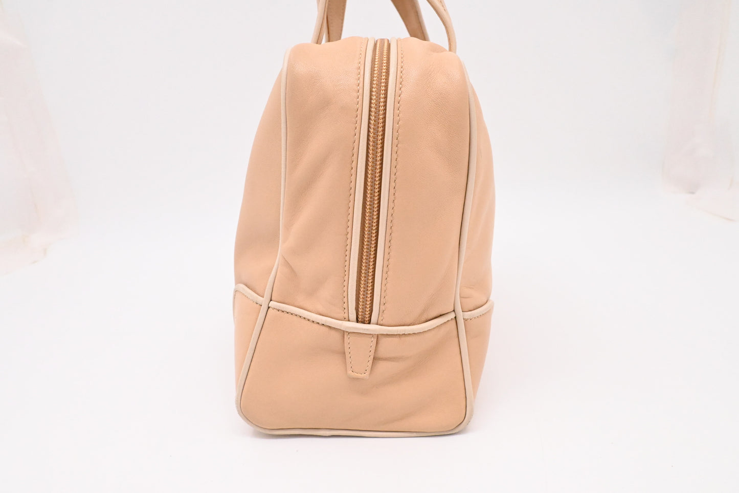 Loewe Handbag in Beige Leather