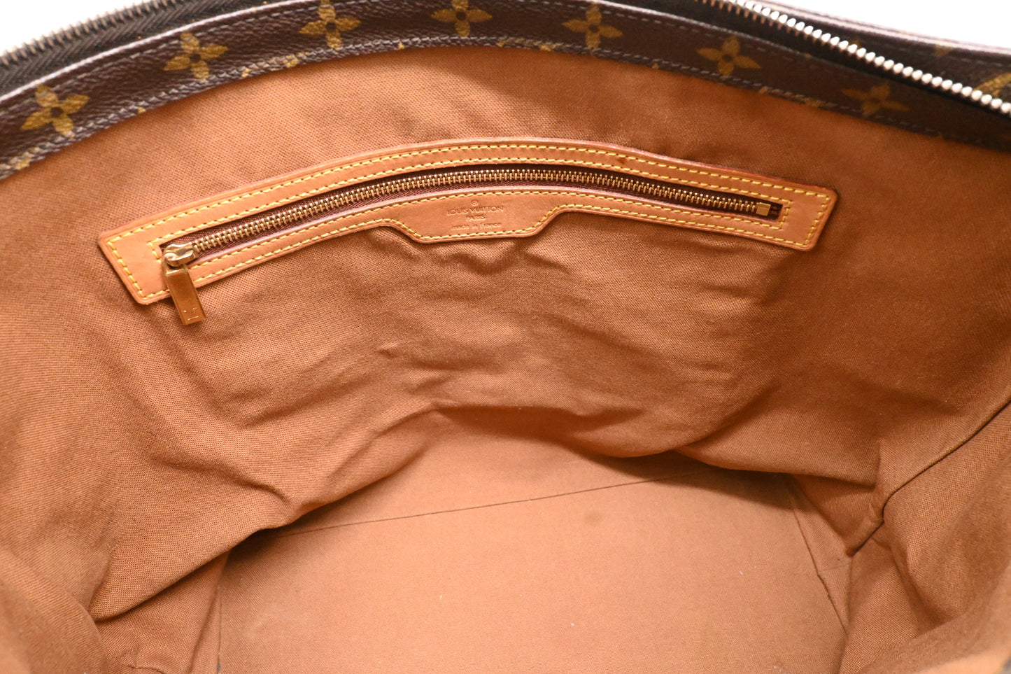 Louis Vuitton Cabas Mezzo in Monogram Canvas