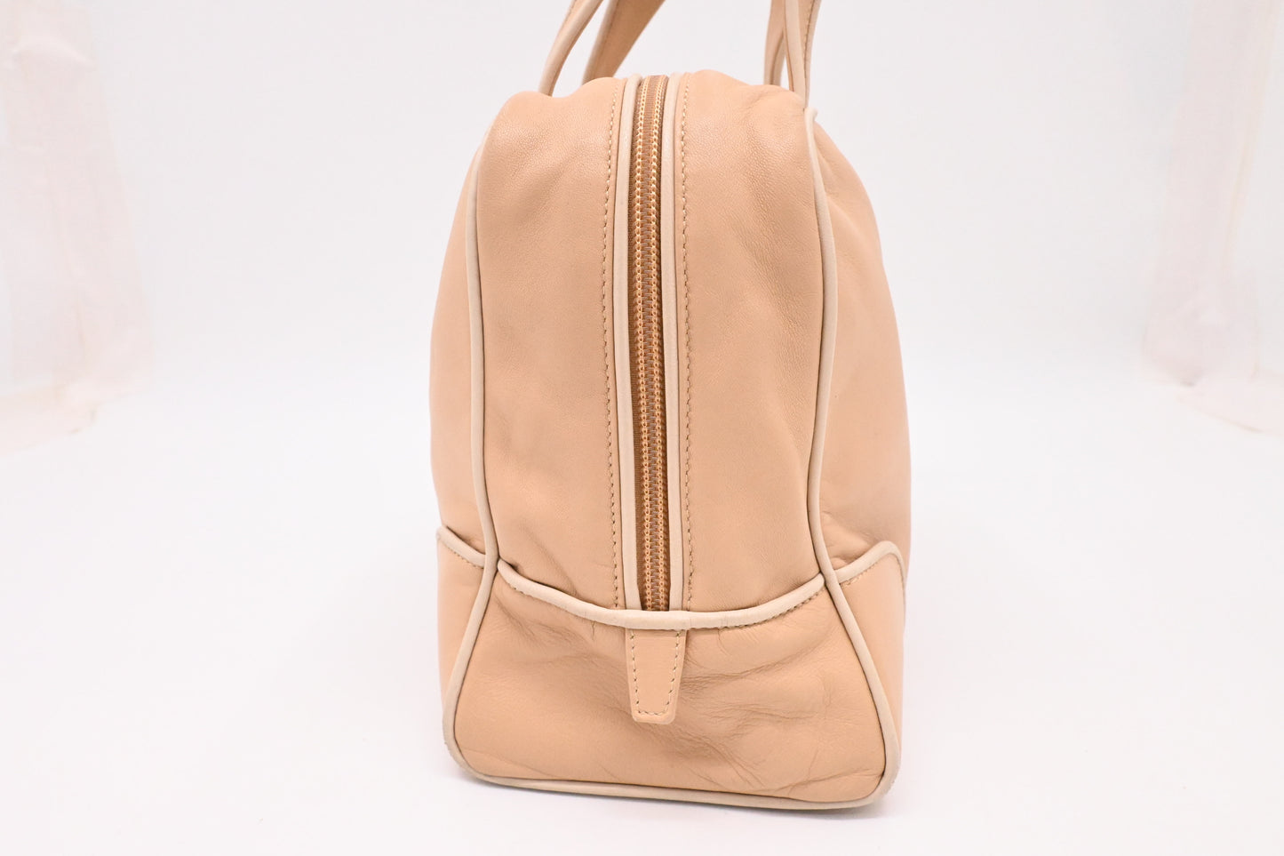 Loewe Handbag in Beige Leather