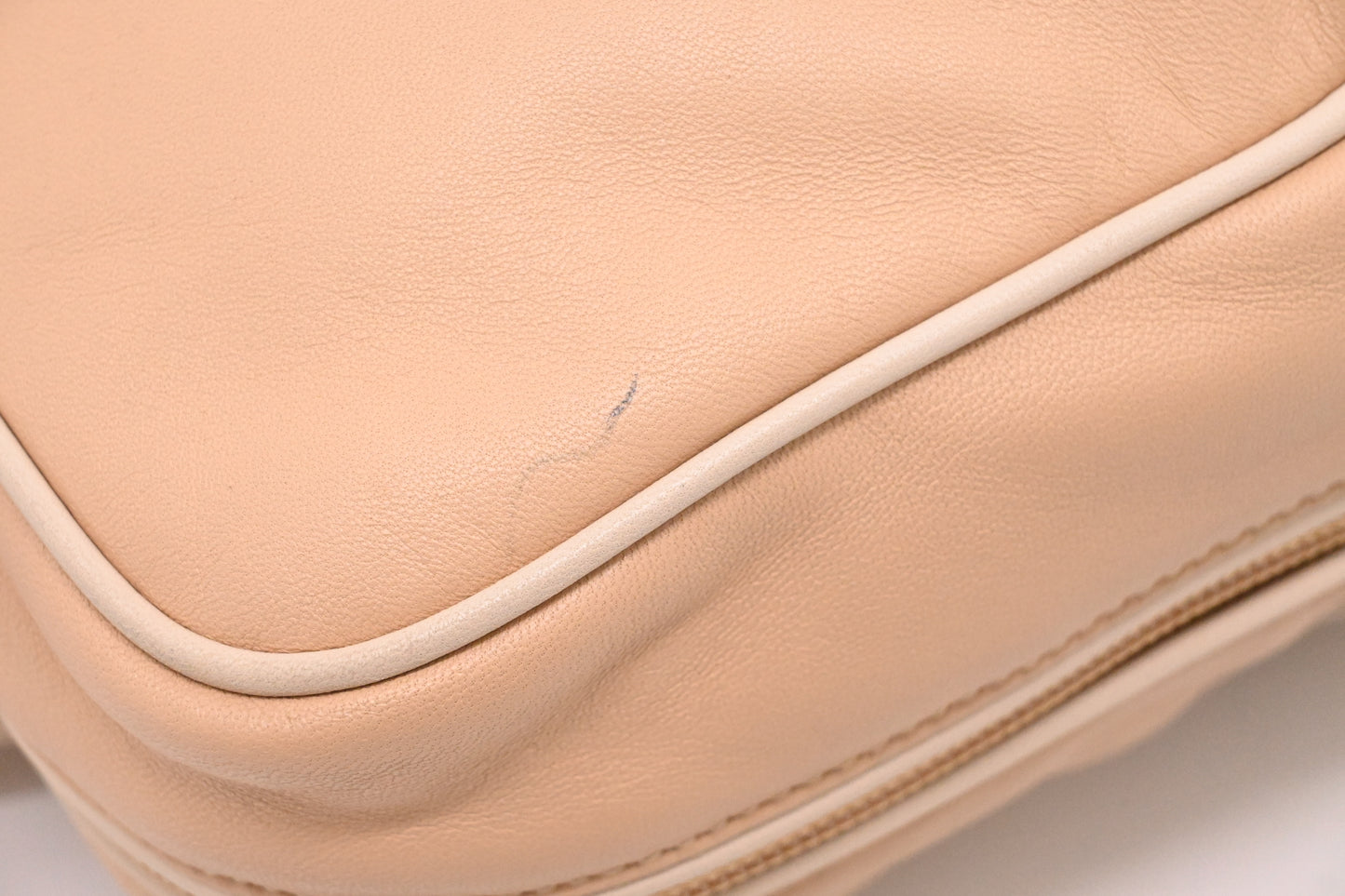 Loewe Handbag in Beige Leather