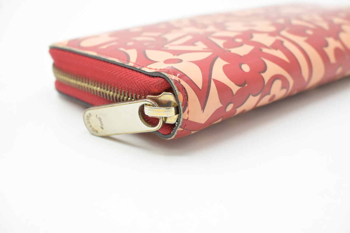 Louis Vuitton Long Zippy Wallet in Red Sweet Vernis Leather
