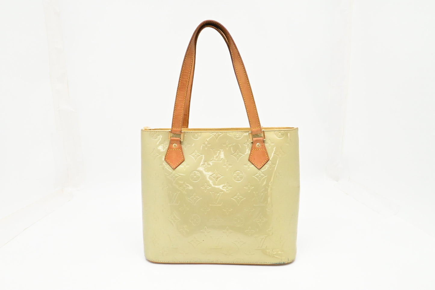 Louis Vuitton Houston in Light Green Vernis Leather